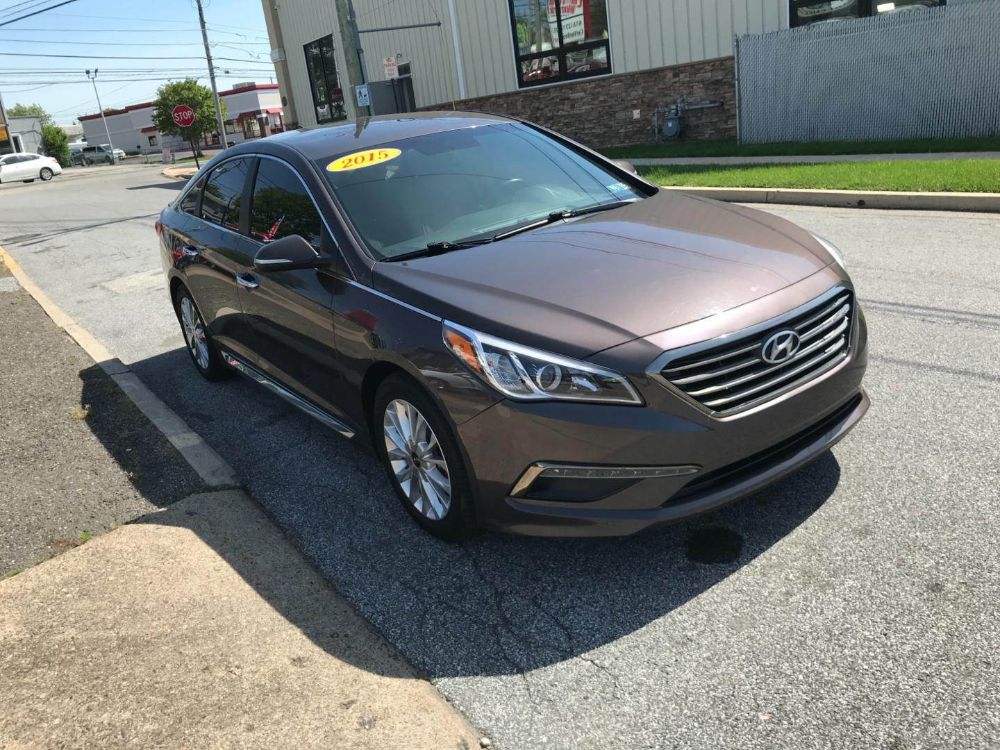 2015 Brown /Tan Hyundai Sonata LIMITED (5NPE34AF7FH) with an 2.4 V4 engine, Automatic transmission, located at 577 Chester Pike, Prospect Park, PA, 19076, (610) 237-1015, 39.886154, -75.302338 - 2015 Hyundai Sonata LIMITED: Backup camera, new PA inspection, SUPER CLEAN, runs LIKE NEW! This vehicle comes inspected and has been given a bumper to bumper safety check. It is very clean, reliable, and well maintained. We offer a unique pay plan that is known for being the easiest and fastest f - Photo#3